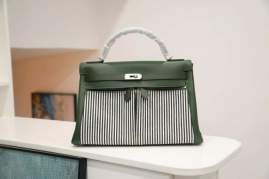 Picture of Hermes Handbags _SKUfw236184479fw